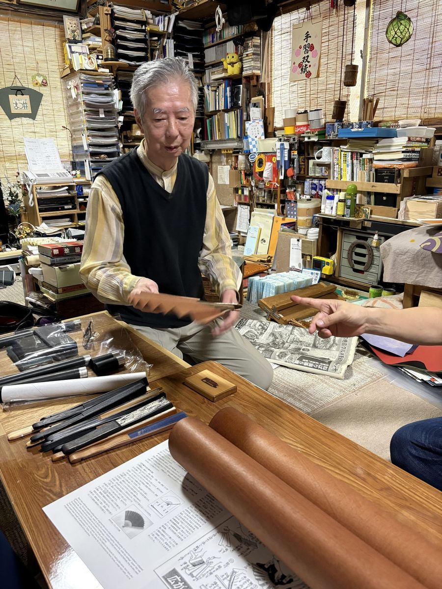 工房に立つ松井宏さん